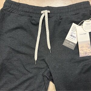Vuori Charcoal Heather Performance Joggers size S NWT